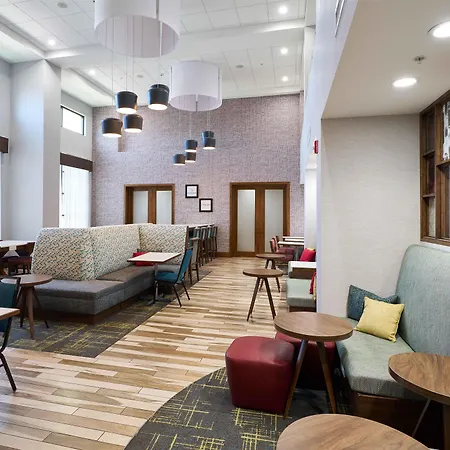 Hampton Inn & Suites Salinas-3