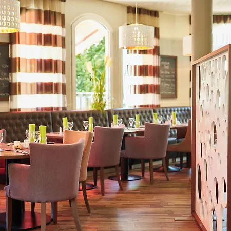 Threeland Hotel-2
