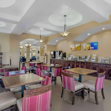 Comfort Suites Benbrook - Fort Worth Southwest-3