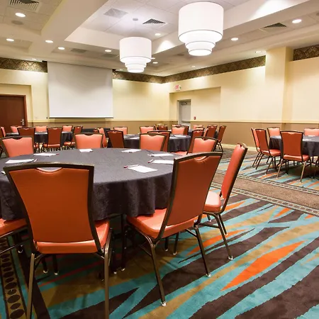 Drury Inn & Suites Columbus Grove City-3