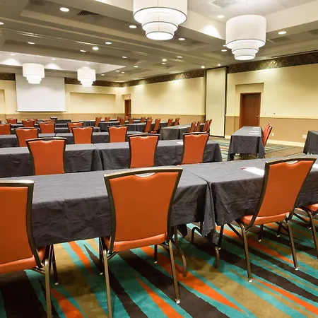 Drury Inn & Suites Columbus Grove City-2