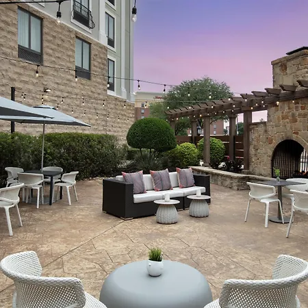 Hilton Garden Inn Dallas Lewisville-3