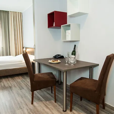 Amalienburg - Boutique & Boarding Hotel-2