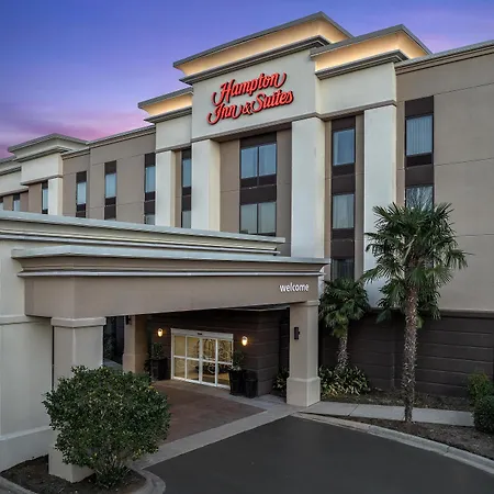 Hampton Inn & Suites Clinton-3