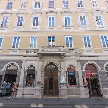 Nuovo Albergo Centro-2