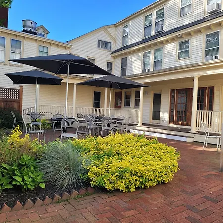 The Kennebunk Inn-3