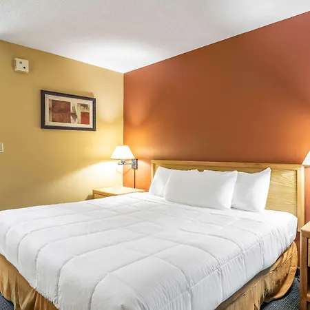 Americas Best Value Inn St. Marys-3