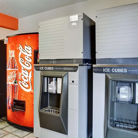 Motel 6-Southington, Ct - Hartford-2