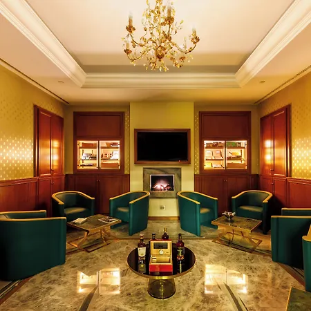Aleph Rome Hotel, Curio Collection By Hilton-2