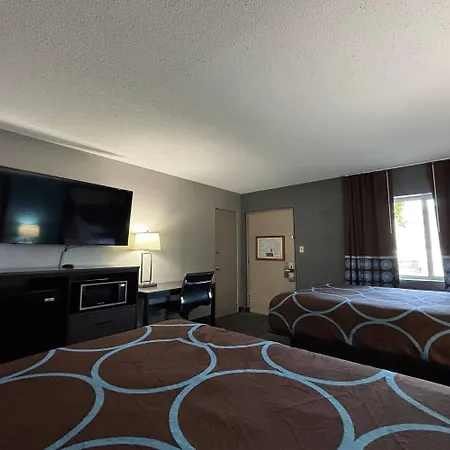 Super 8 By Wyndham Belleville St. Louis Area-3