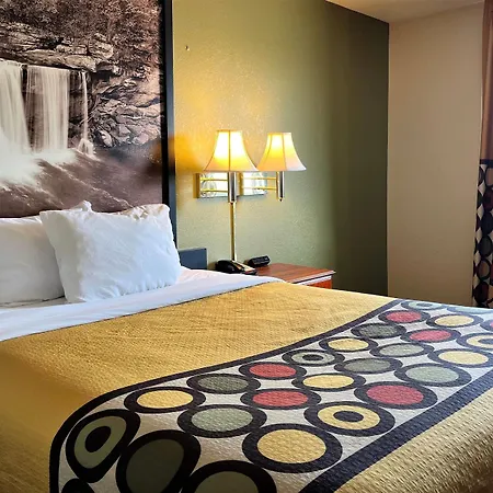 Super 8 By Wyndham Madison In-2