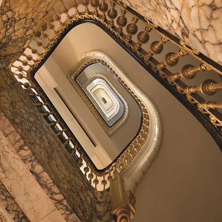 Martinique New York On Broadway, Curio Collection By Hilton-2