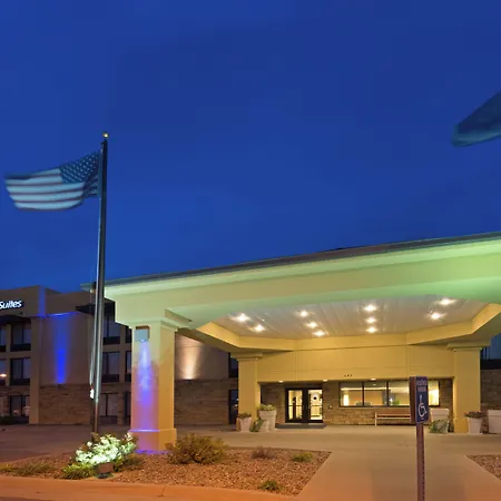 Holiday Inn Express Hotel & Suites Colby By Ihg-2
