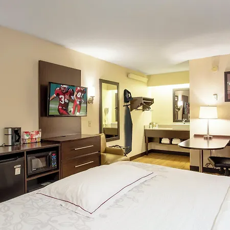 Red Roof Inn Plus+ Pittsburgh East - Monroeville-3