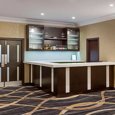 Best Western Plus Leamington Hotel & Conference Centre-2
