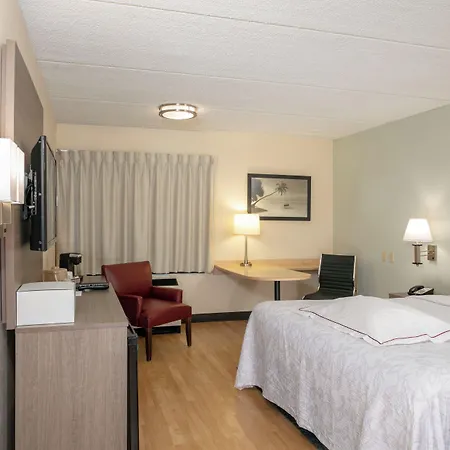 Red Roof Inn Plus Miami Airport-2