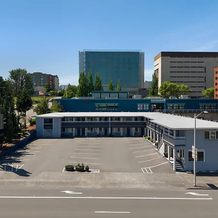 Travelodge By Wyndham Everett City Center-3