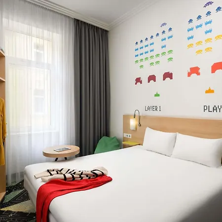 Ibis Styles Budapest Center-3