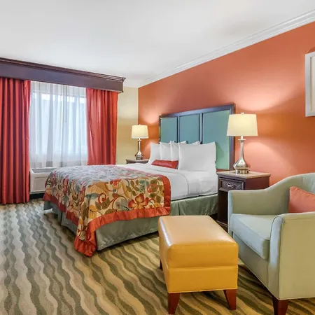 Best Western Plus Palm Beach Gardens-3