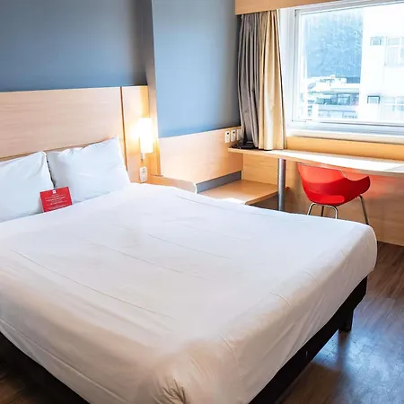 Ibis Copacabana Posto 5-2