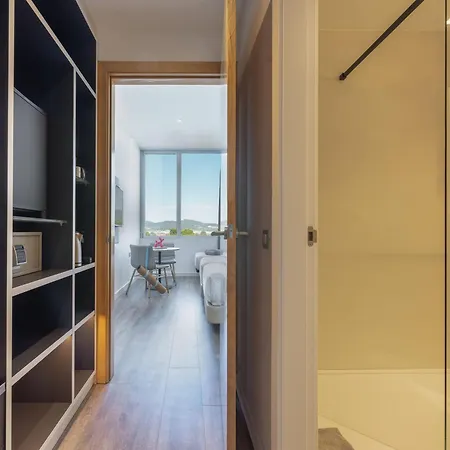 Innside By Melia Barcelona Aeropuerto-3
