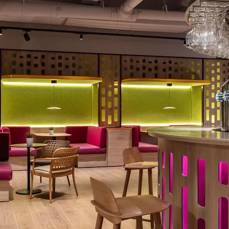 Ibis Styles Barcelona Sant Joan Despi-2