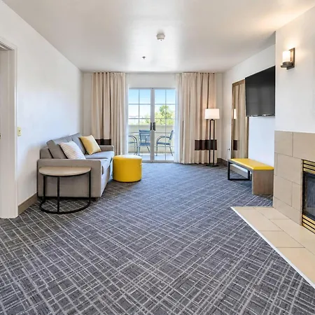 Comfort Inn & Suites Lancaster Antelope Valley-3