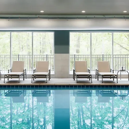 Holiday Inn Express & Suites Zion By Ihg - Great Lakes-Free Breakfast And Naval Base Shuttle-3