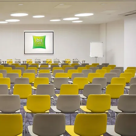 Ibis Styles Budapest Airport-3
