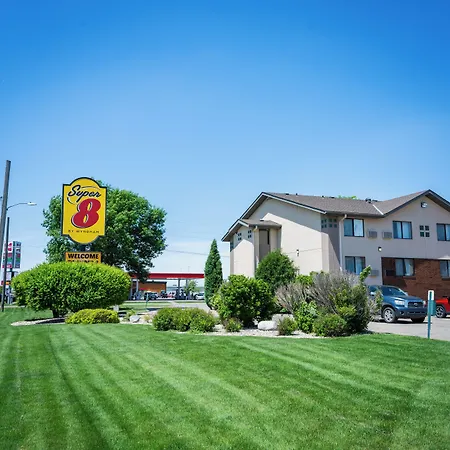 Super 8 By Wyndham Aberdeen East-2