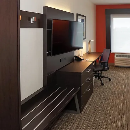 Holiday Inn Express & Suites - Aurora Medical Campus By Ihg-3