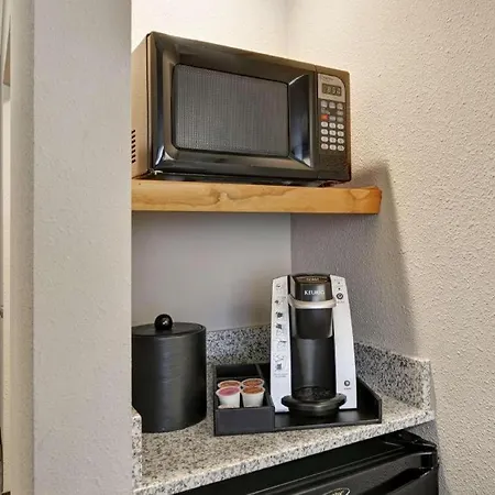 Hilton Garden Inn Oshkosh-3