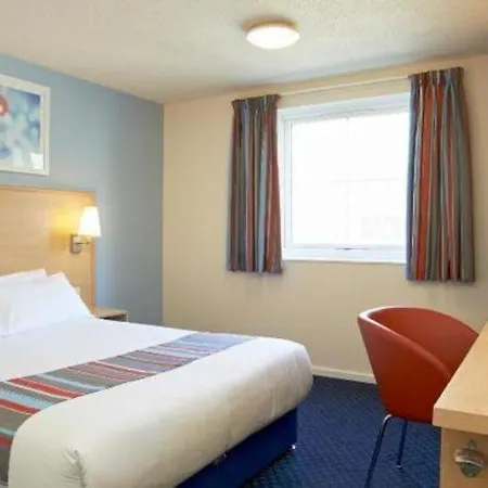 Travelodge Stansted Great Dunmow-2
