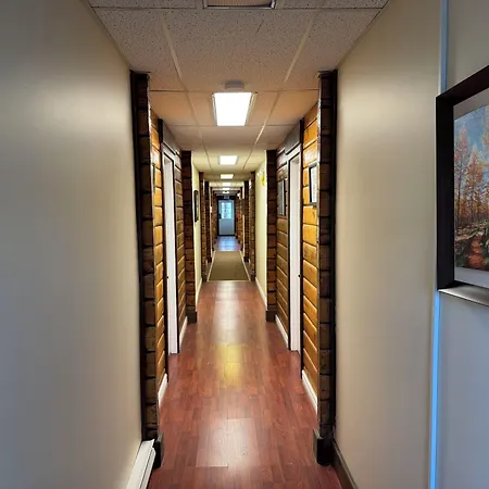 Merritt Lodge-2