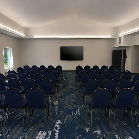 Staybridge Suites Pittsburgh Airport By Ihg-2