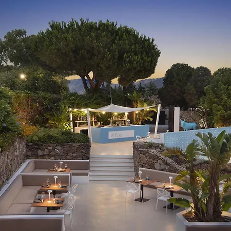 Baia Di Chia Resort Sardinia, Curio Collection By Hilton-3
