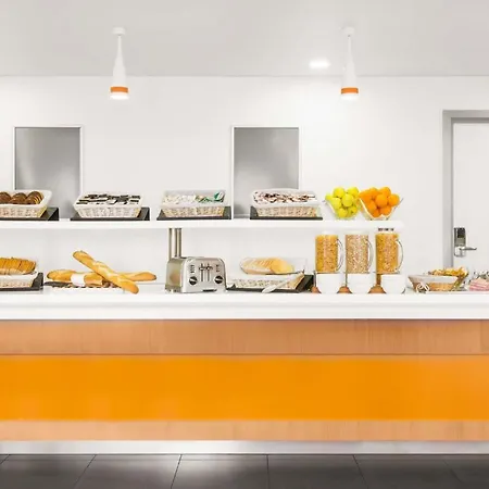 Ibis Budget Brugge Centrum Station-2