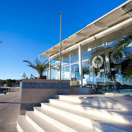 Hotel Marina-3