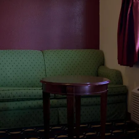 Somerville Inn And Suites-2