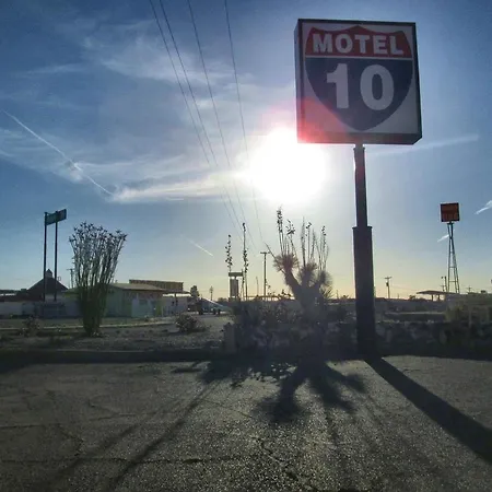 Motel 10-3