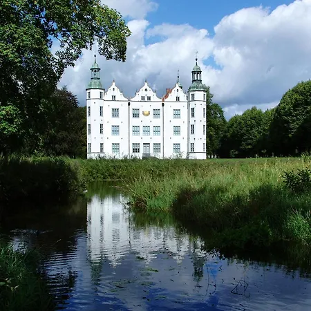 Hotel Am Schloss Ahrensburg-3