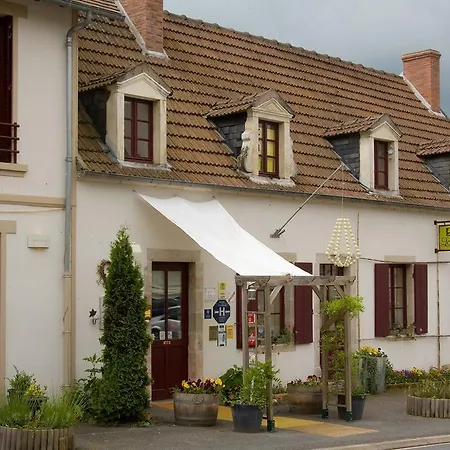 Au Coeur de Meaulne-2
