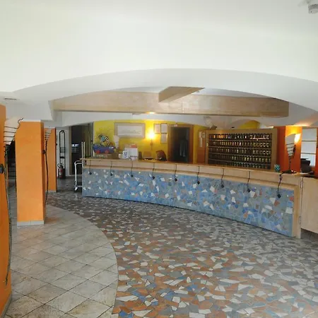 Grand Hotel Azzurra Club-2