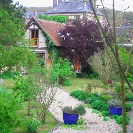 Au Fond du Jardin Maison d'hôtes-3