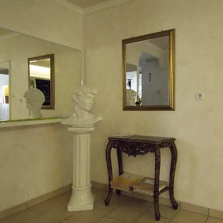 Hotel Regina-3