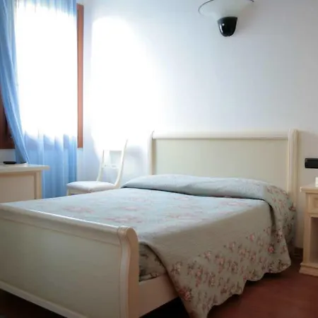 Hotel La Rua-2
