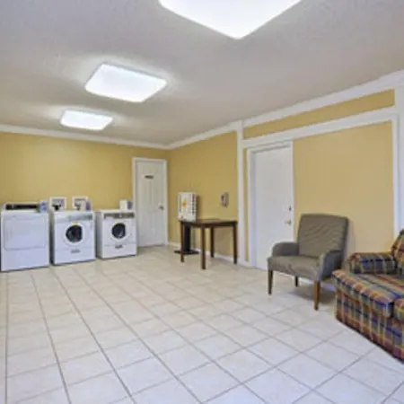 Days Inn By Wyndham Natchitoches-3