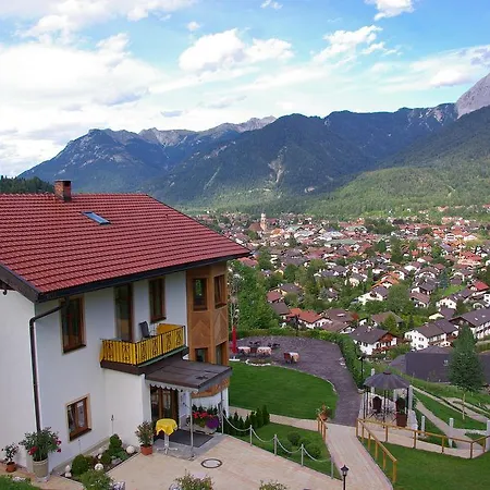 Hotel-Garni Drachenburg-2