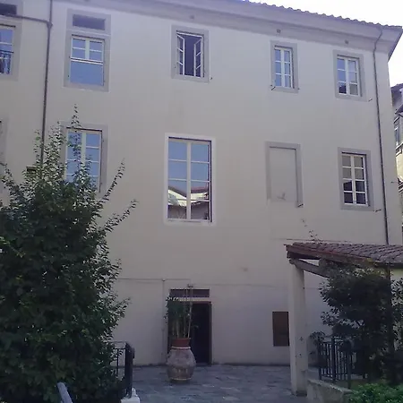 Dimora Storica Palazzo Puccini-3