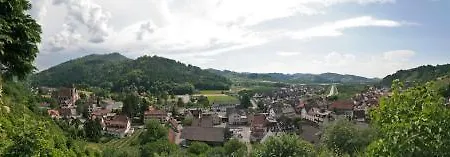 Gasthof und Pension zum Kreuz-2